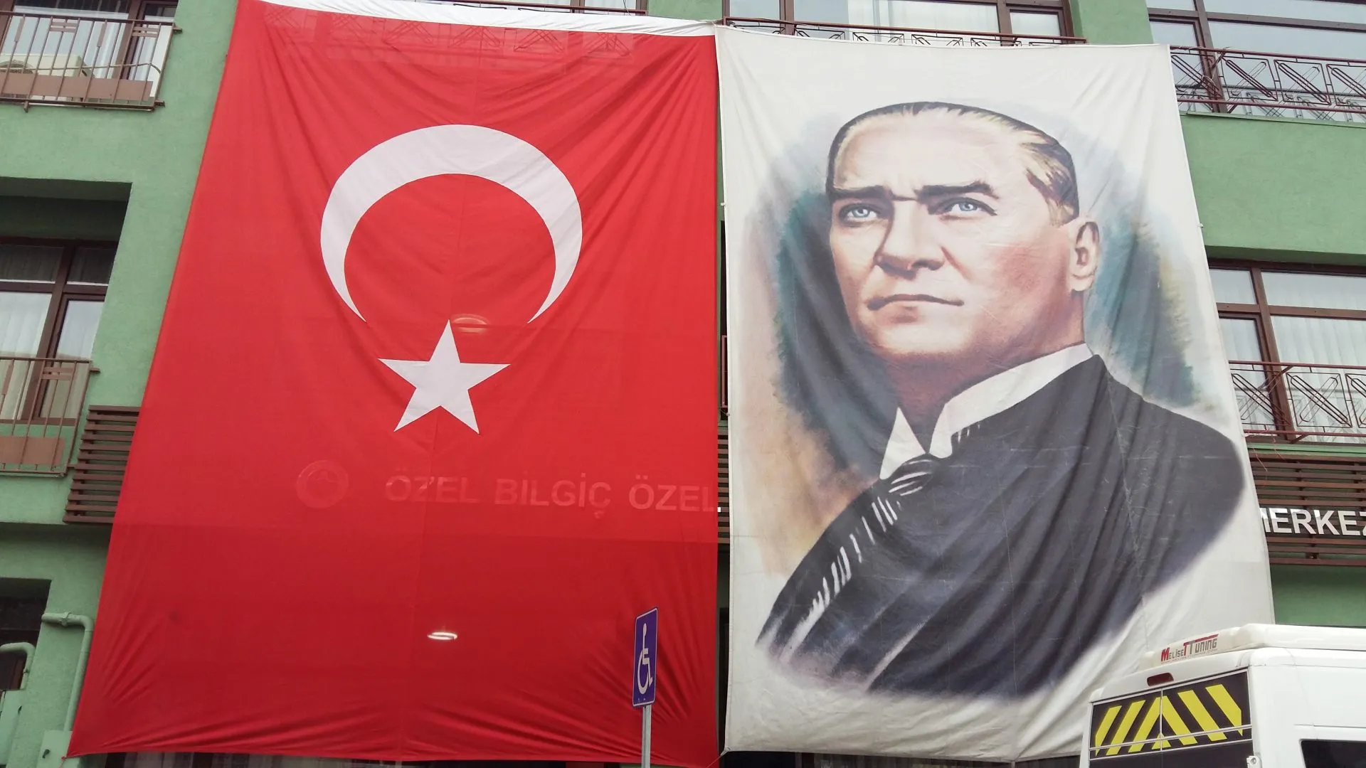 Eğitimden Kareler